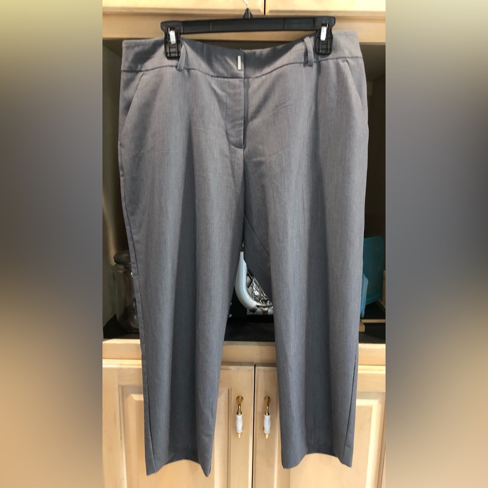 Apt. 9 Straight-Leg Crop Dress Pants in Gray Sz. 14